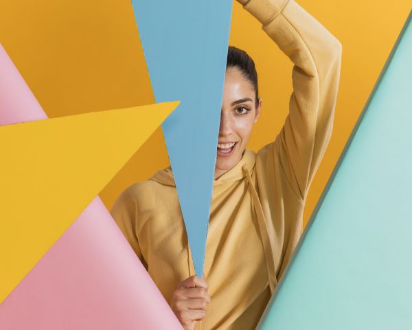 mujer con su marca personal